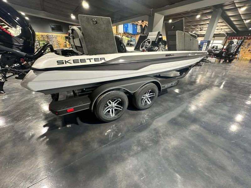 2025 Skeeter ZXR 21
